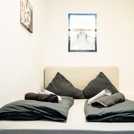 #221 Moderne City Wohnung Im Herzen Von Нойс Экстерьер фото
